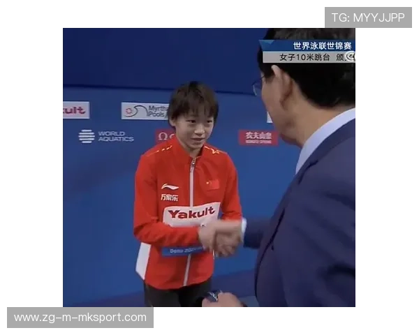 颁奖仪式！广东夺团体金牌 全红婵复出满脸笑容，全红婵广东比赛视频