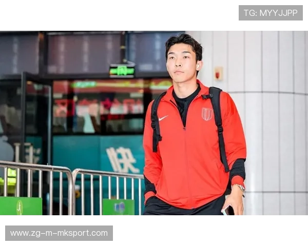 成都蓉城新援中场突破：多次送出关键助攻点亮赛季新篇章