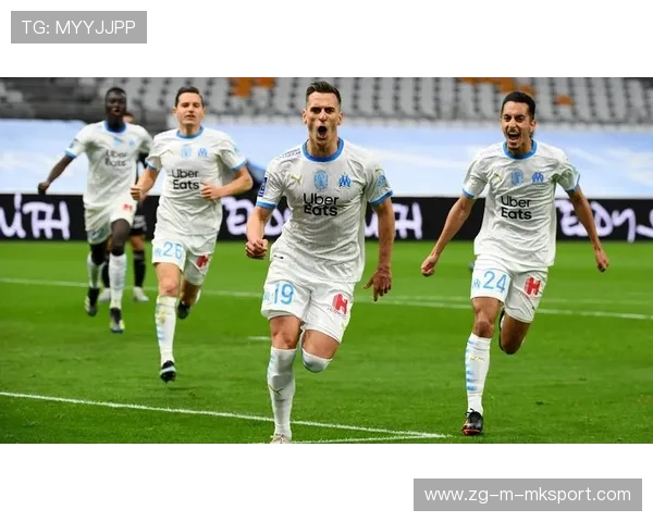 法甲里昂边路速度鲜明，射门机会接踵而至——从战术到生活的速度启示